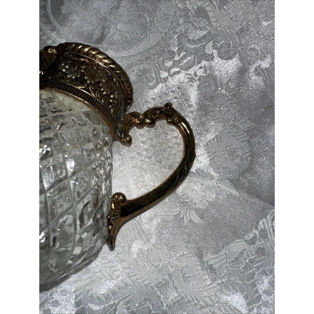 Vintage Raimond Glass Pourer